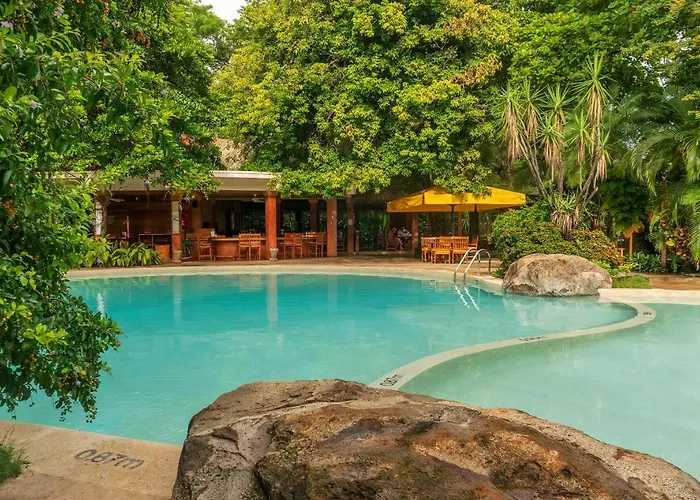 Hotel Capitan Suizo Beachfront Boutique 4*