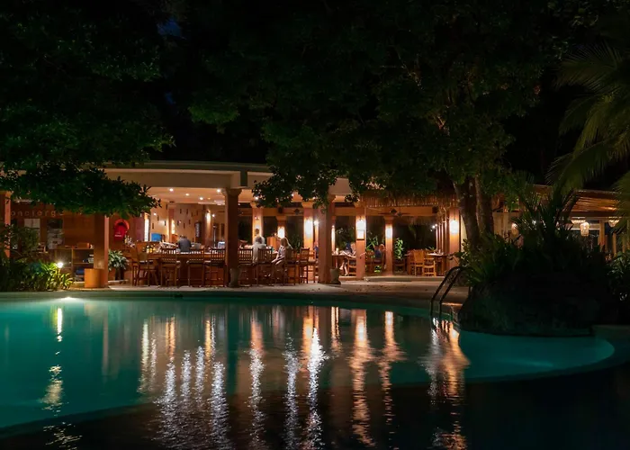 Capitan Suizo Beachfront Boutique Tamarindo