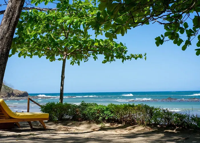 Capitan Suizo Beachfront Boutique 4*
