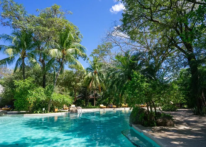 Hotel Capitan Suizo Beachfront Boutique