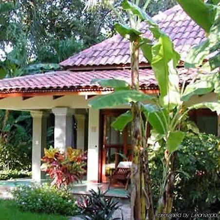 Capitan Suizo Beachfront Boutique 4*