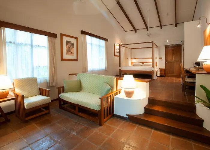 Capitan Suizo Beachfront Boutique Hotel Tamarindo