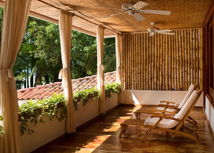 Capitan Suizo Beachfront Boutique