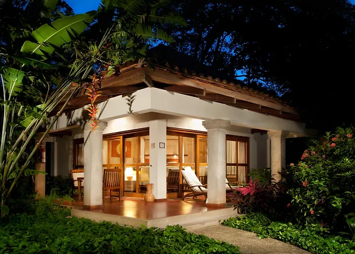 Hotel Capitan Suizo Beachfront Boutique Tamarindo