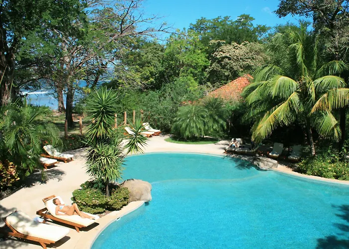 Capitan Suizo Beachfront Boutique Hotel Tamarindo