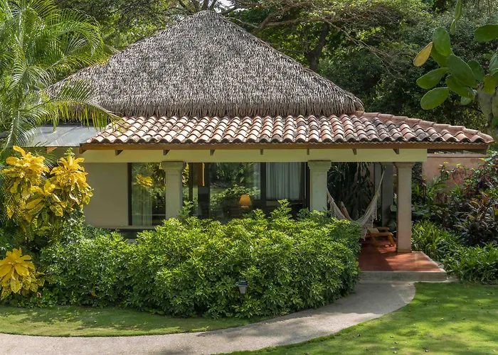 Capitan Suizo Beachfront Boutique 4* Tamarindo