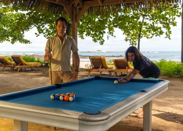 Capitan Suizo Beachfront Boutique Hotel Tamarindo
