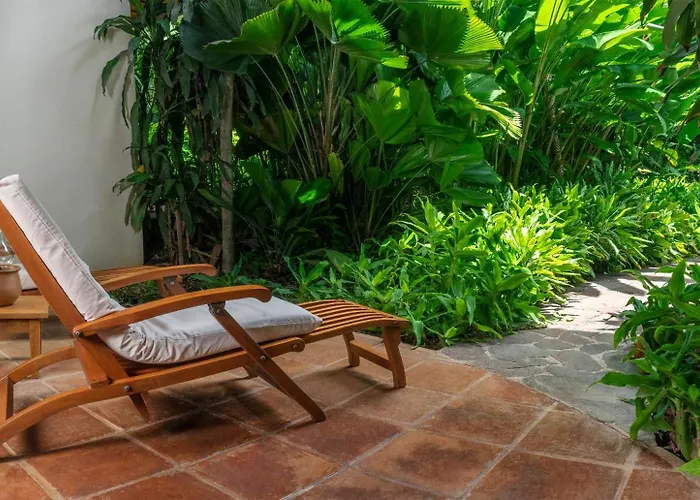 Capitan Suizo Beachfront Boutique 4* Tamarindo