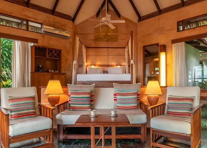 Capitan Suizo Beachfront Boutique Hotel Tamarindo