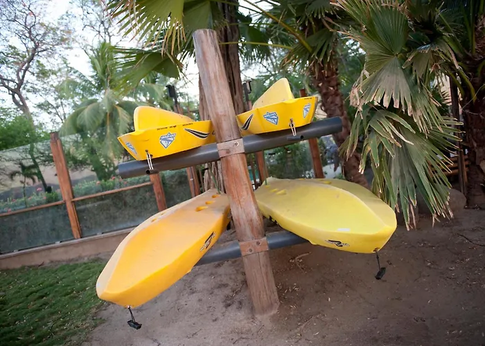 Capitan Suizo Beachfront Boutique Hotel